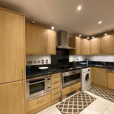 Fabulous 2 Bed Apartment In Vauxhall Londra Exterior foto
