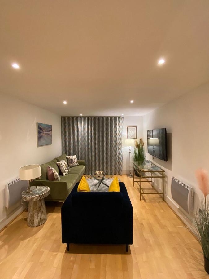 Fabulous 2 Bed Apartment In Vauxhall Londra Exterior foto