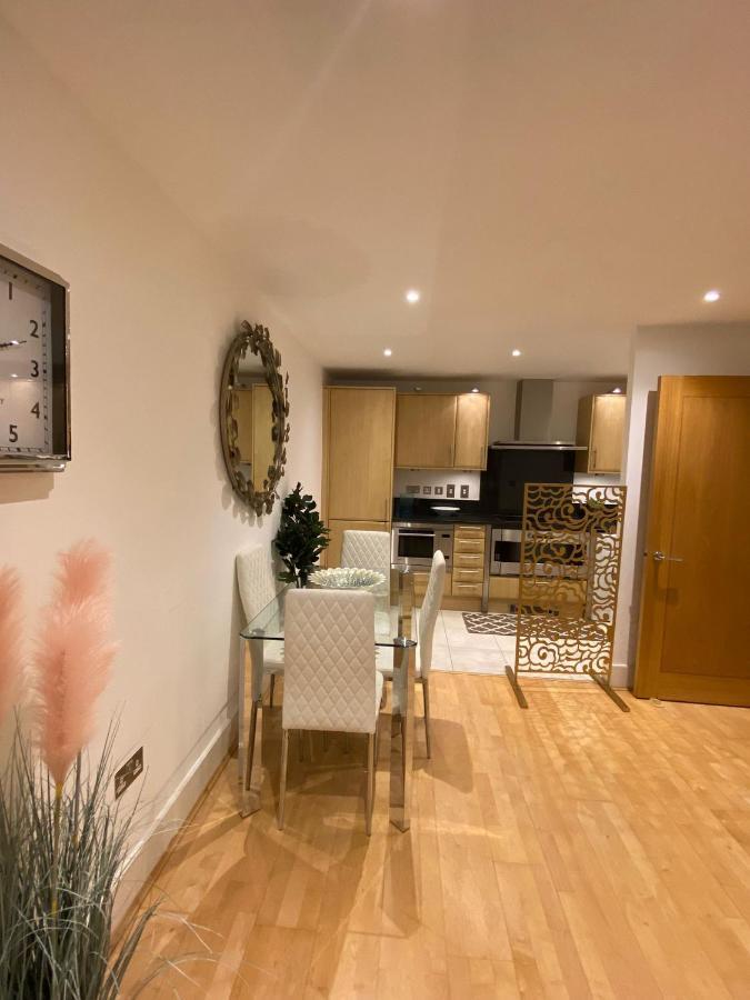 Fabulous 2 Bed Apartment In Vauxhall Londra Exterior foto