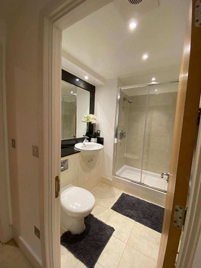 Fabulous 2 Bed Apartment In Vauxhall Londra Exterior foto